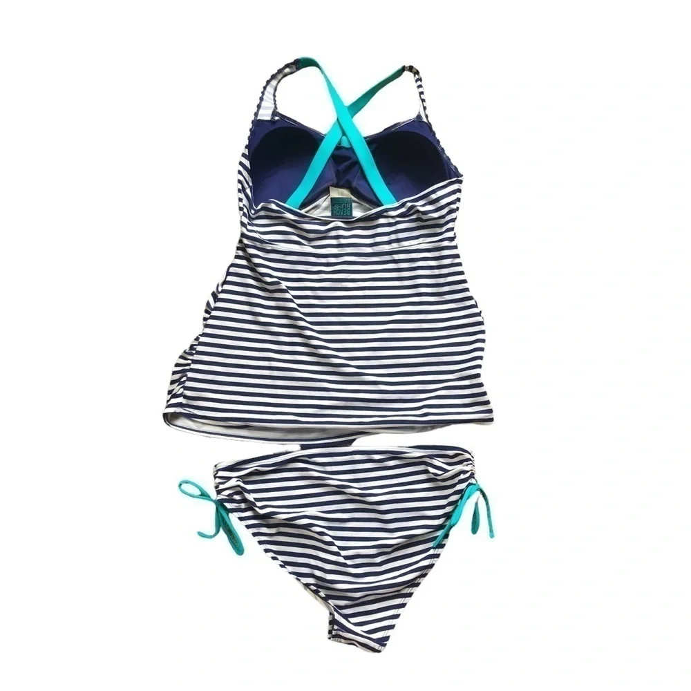 Motherhood Maternity beach bump